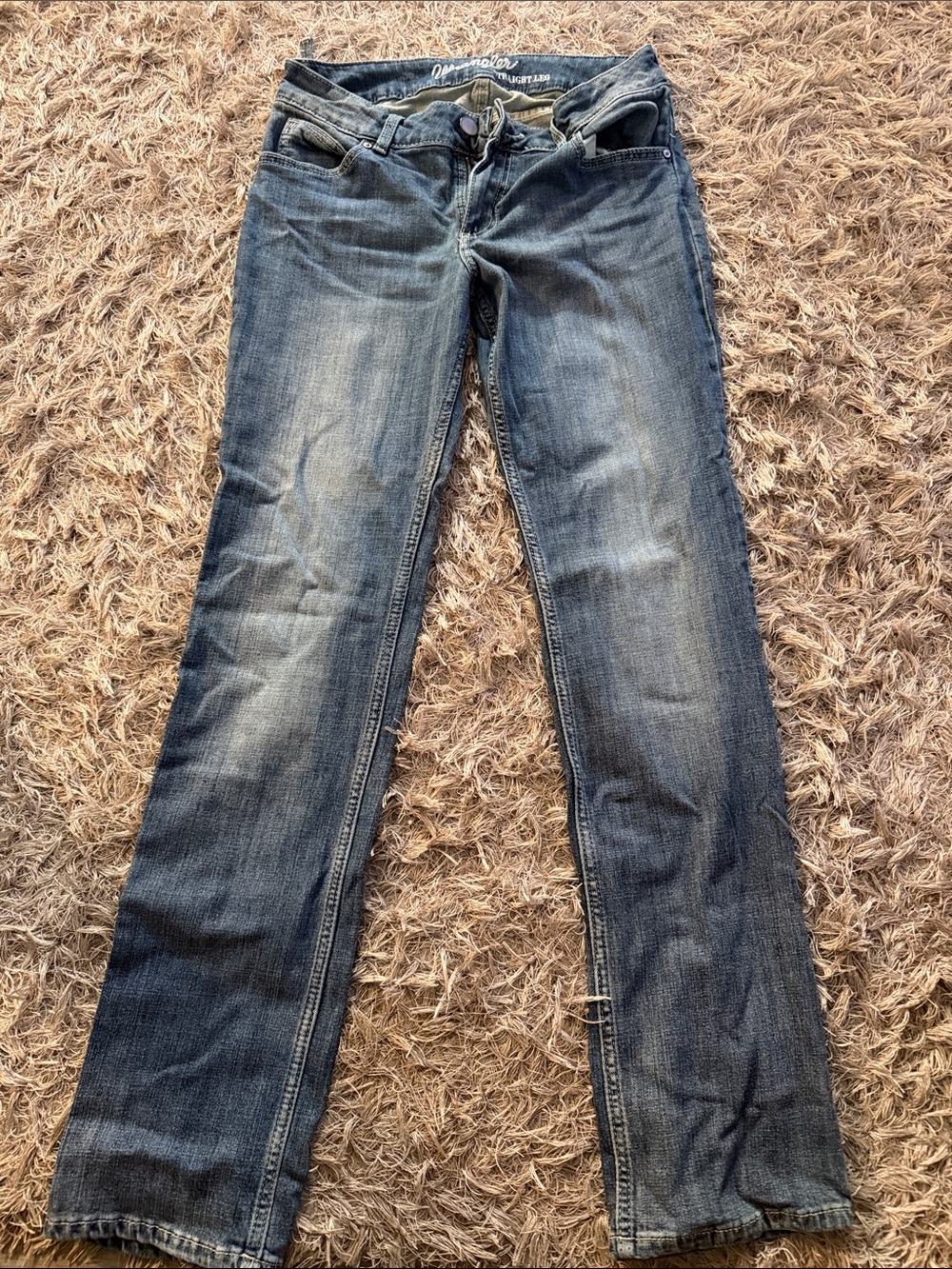Wrangler Straight-Leg Faded Blue Jeans